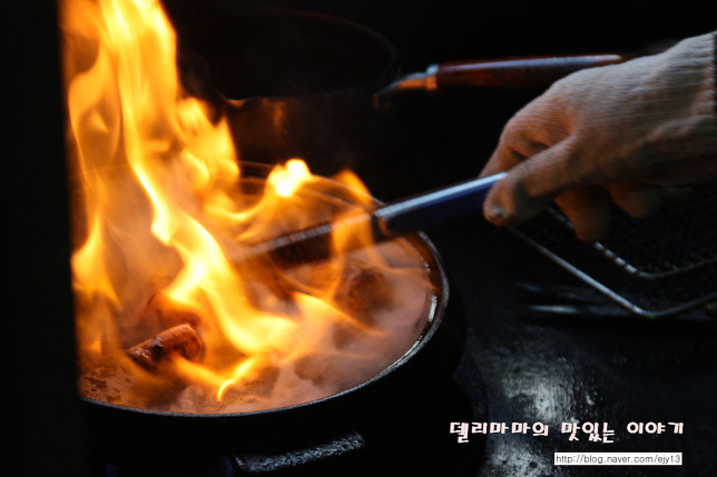 서울에서 곱창 잘하는 집 - 종로 <짚불구이 황소곱창>