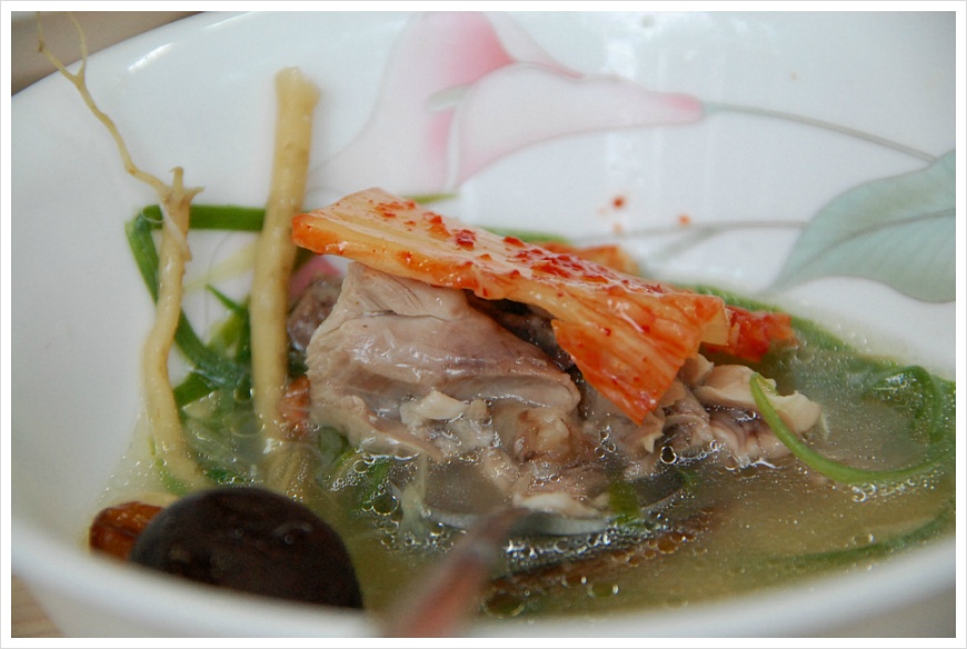 [충남 공주맛집] 양달가든 토종닭 백숙 양에 놀라고 맛에 놀라고 - 양달가든