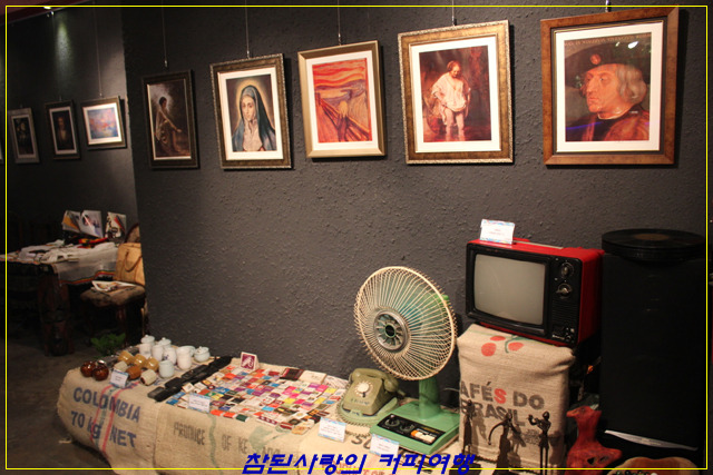 덤커피 이미지