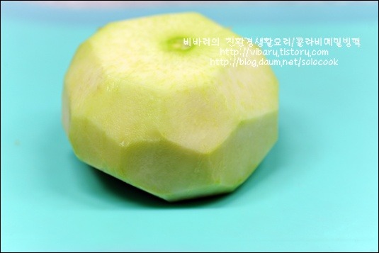 제주도의 특별음식 콜라비메밀빙떡과 옥돔구이