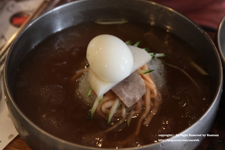 외식하기 좋은 곳~ 고기도 먹고 냉면도 먹고~