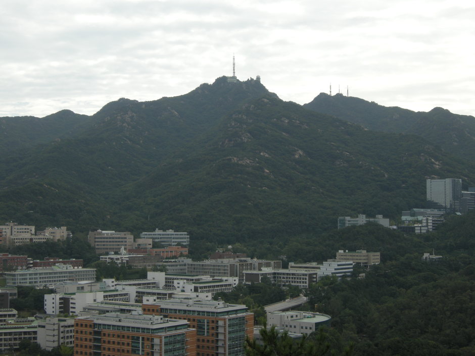  관악산을 오르면서 