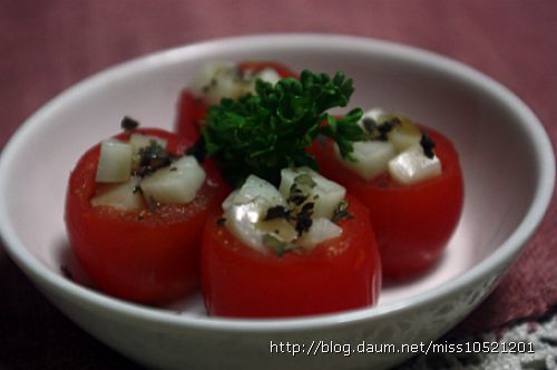 방울토마토로 만든 귀여운 카프리제 샐러드~~