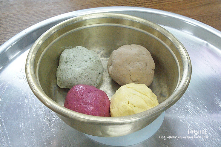 1762B83C4DA8706D1CAFC1