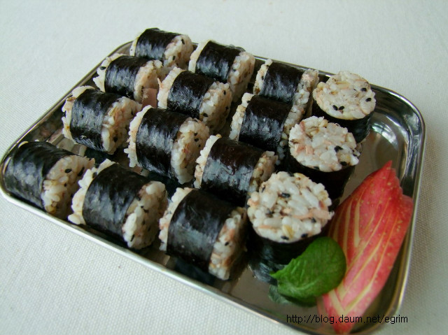 돌돌말이김밥 이미지