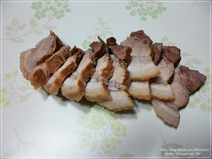 한번 맛보면 중독되는 맛 .. 삼겹살 특별식