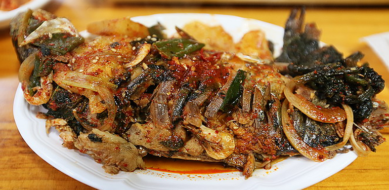 진달래가 필때 제일 맛있는 퇴촌 분원리 붕어찜