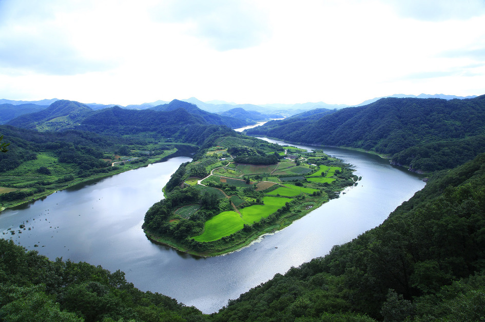 임실 옥정호에도 한반도 지형이 있다. 