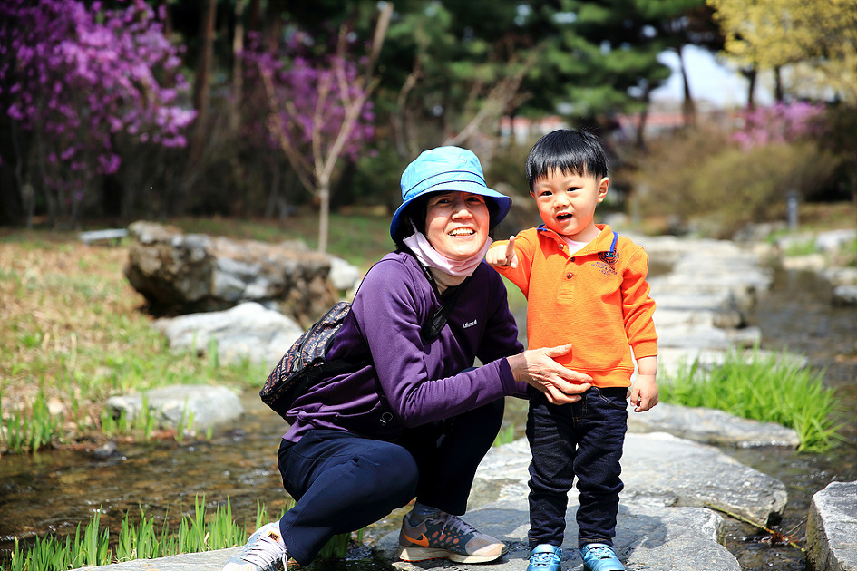 손주와 할머니
