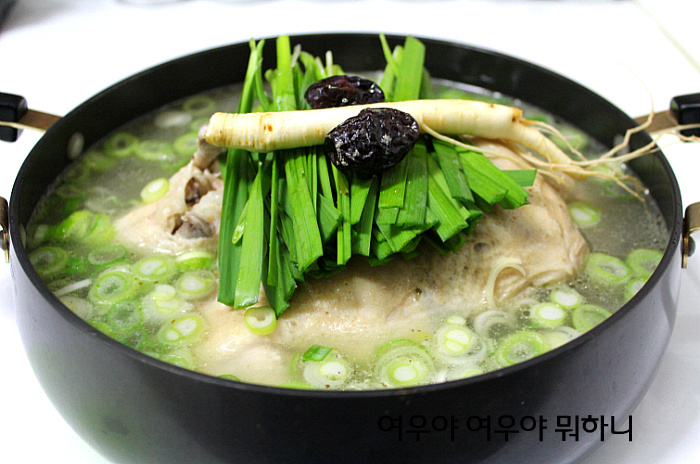 황금백숙 이미지