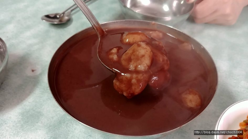 뜨끈한 팥죽과 새알죽... 이게 남도의 맛