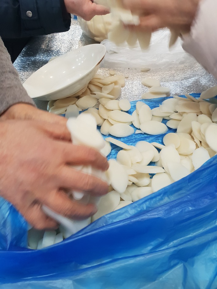 설명절, 떡국떡 전도, 전주동부교회