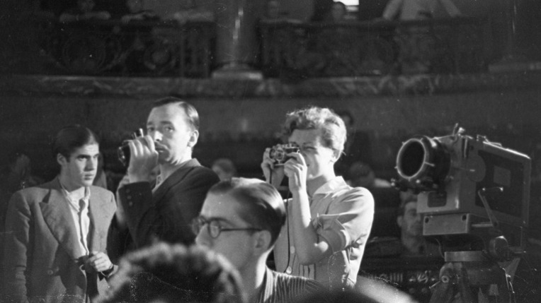 세계 최초의 여성 전쟁 사진 작가였던 게르다 타로 -World first female war photographer Gerda Taro