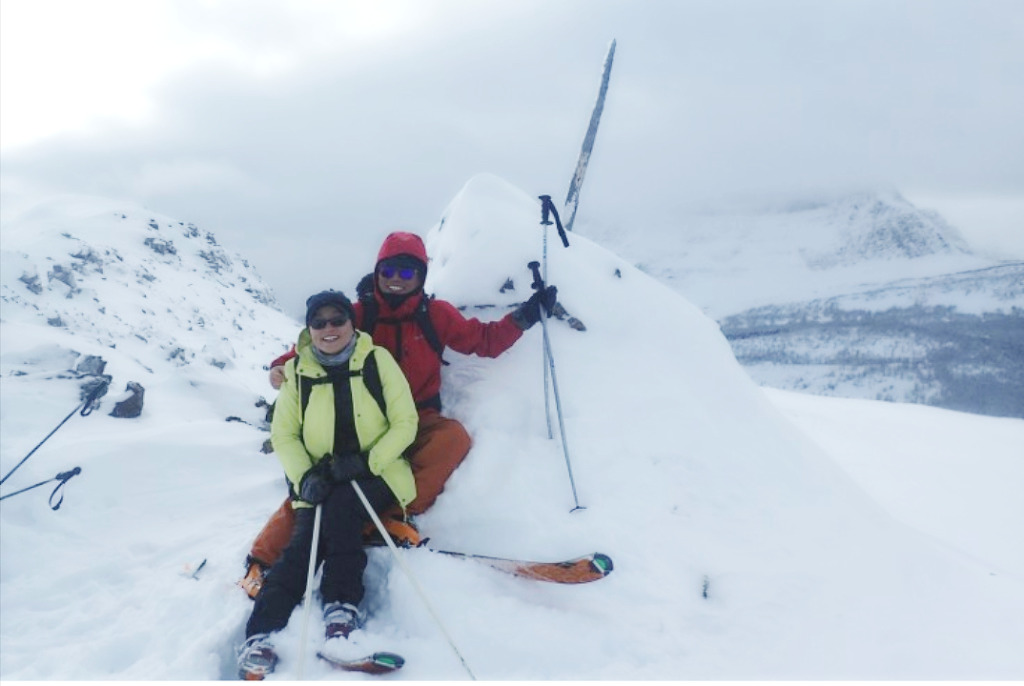 Twin Cairns(Jan 13,2018)